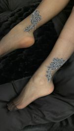 Fantasievolle halterlose Strümpfe mit Tattoo-Effekt – Ballerina 535